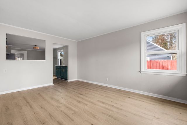 16 Greenway Place, Meriden, CT 06451