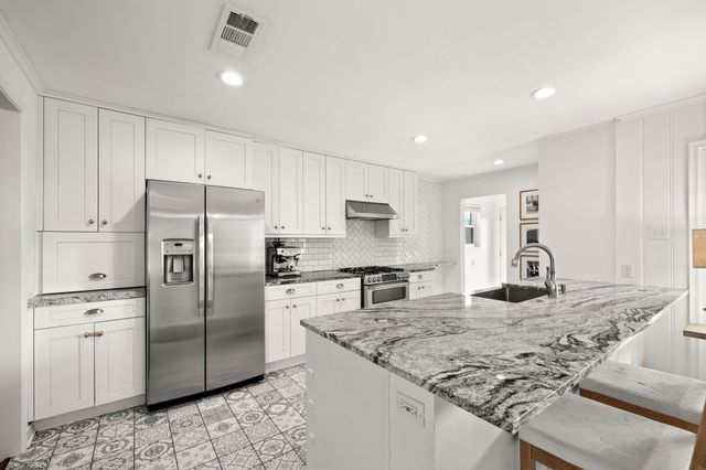 3537 Townsend Drive, Dallas, TX 75229