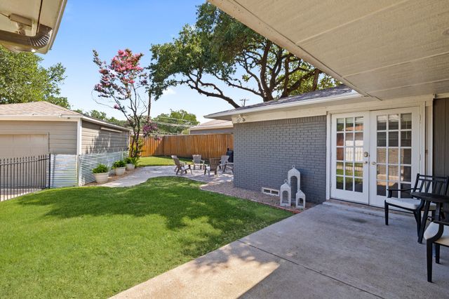 3537 Townsend Drive, Dallas, TX 75229