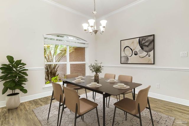 155 Siskin Ln, Pensacola, FL 32503