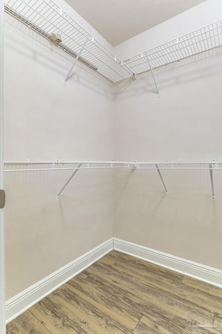 155 Siskin Ln, Pensacola, FL 32503