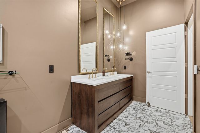 622 Gross Street 106, Bloomfield, PA 15224