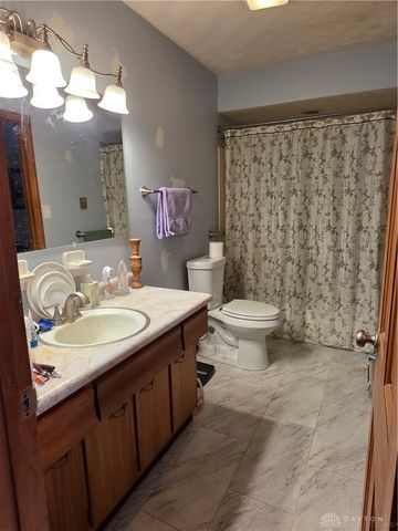 200 Rosser Avenue, Clayton, OH 45315