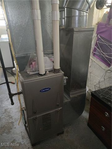 3817 Carlyle Avenue, Cleveland, OH 44109