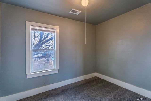 8 Keppel Street, Buffalo, NY 14210