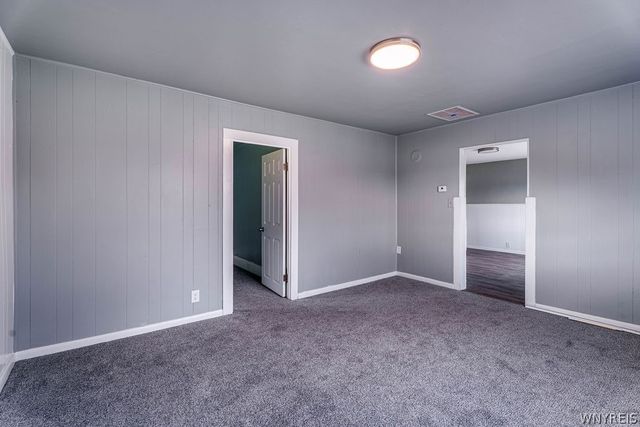 8 Keppel Street, Buffalo, NY 14210