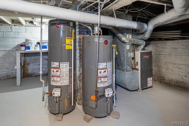 8 Keppel Street, Buffalo, NY 14210