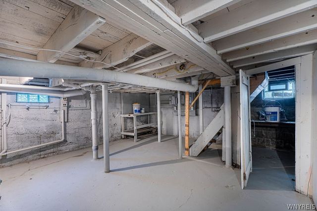 8 Keppel Street, Buffalo, NY 14210