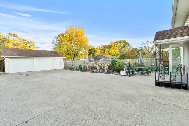 18275 Ada Street, Lansing, IL 60438