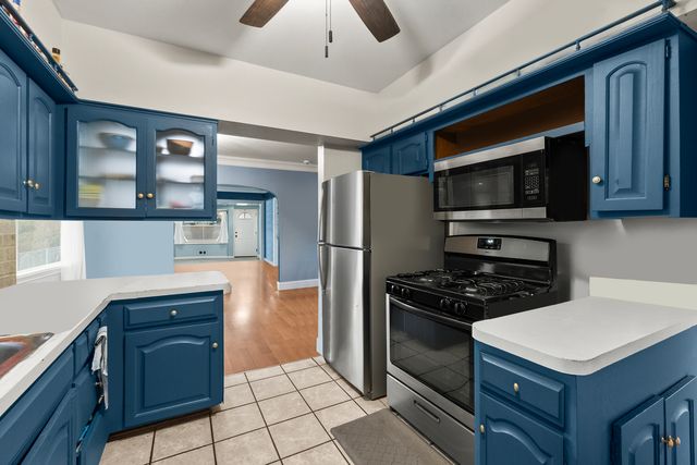 18275 Ada Street, Lansing, IL 60438