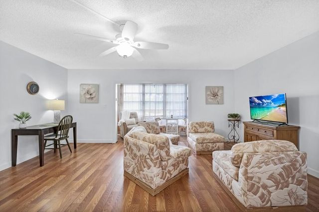 8280 SW 24th Street 7210, North Lauderdale, FL 33068