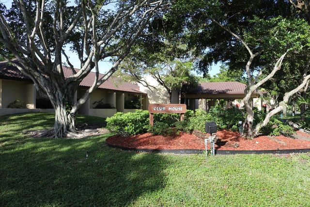 8280 SW 24th Street 7210, North Lauderdale, FL 33068