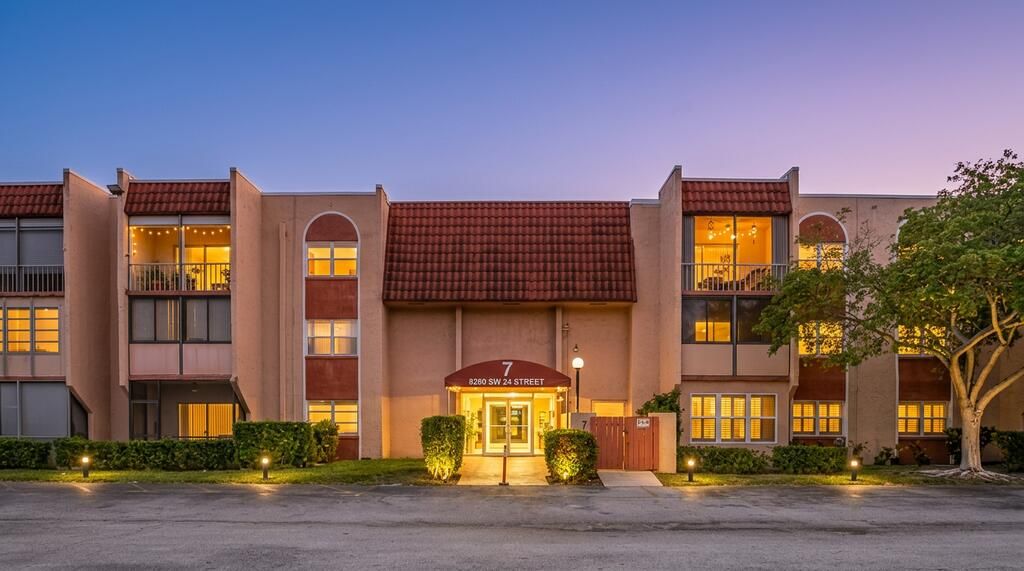 8280 SW 24th Street 7210, North Lauderdale, FL 33068
