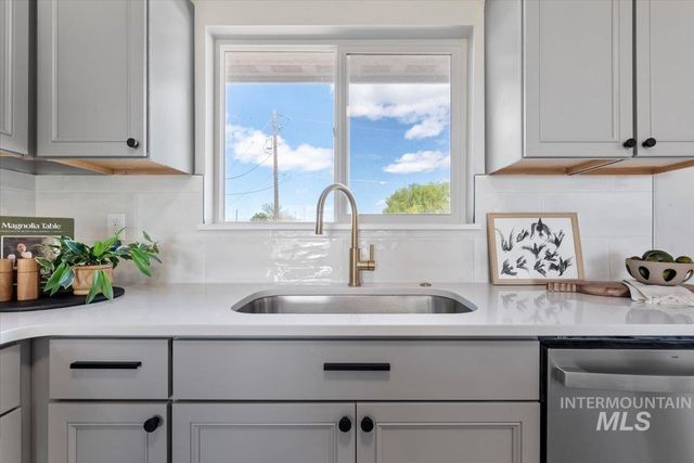 5608 Shilo Drive, Caldwell, ID 83607