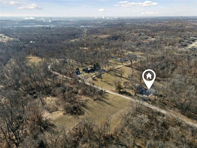 1635 31st St SE, Cedar Rapids, IA 52403