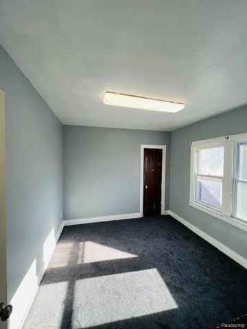 12875 Steel Street, Detroit, MI 48227