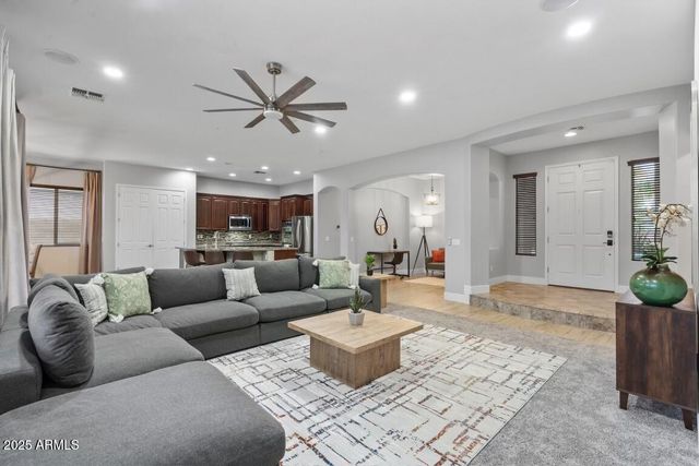 4150 E BEECHNUT Place, Chandler, AZ 85249