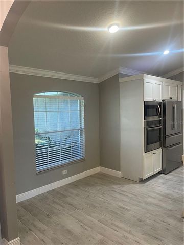 2234 LAKE POINTE CIRCLE, Leesburg, FL 34748