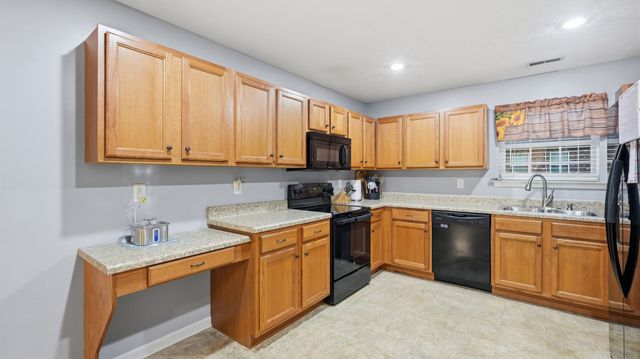 2732 Ridgewood Dr, Christiana, TN 37037
