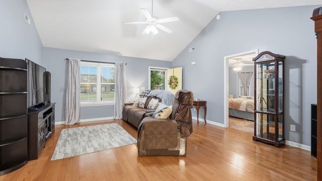 2732 Ridgewood Dr, Christiana, TN 37037