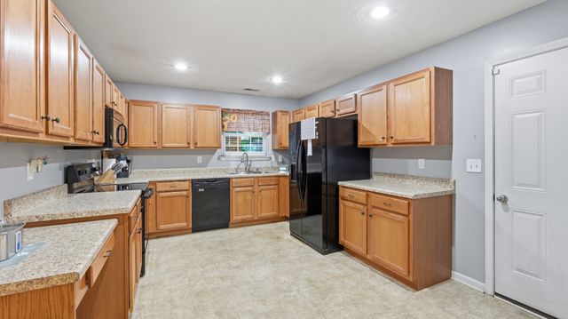 2732 Ridgewood Dr, Christiana, TN 37037