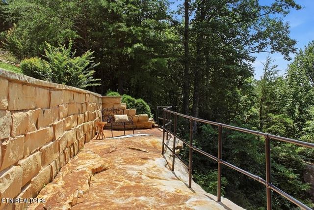 583 Cliff Park Rd, Monterey, TN 38574