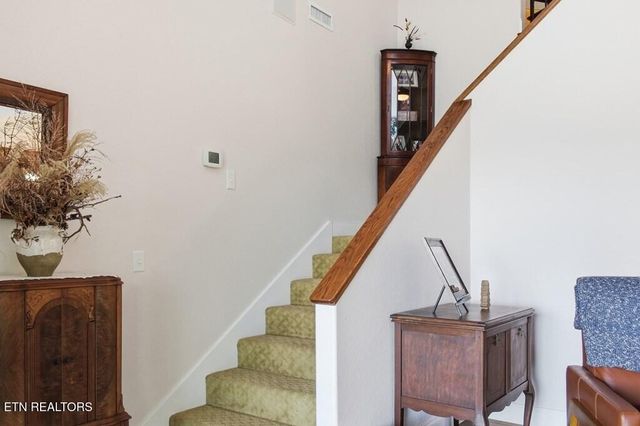583 Cliff Park Rd, Monterey, TN 38574