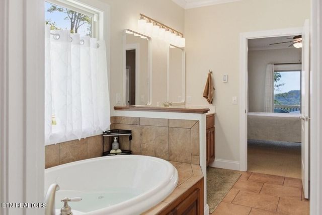 583 Cliff Park Rd, Monterey, TN 38574