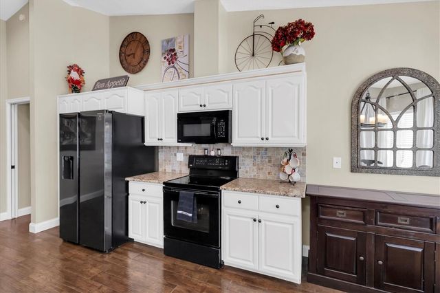 1806 KINSMERE DRIVE, Trinity, FL 34655