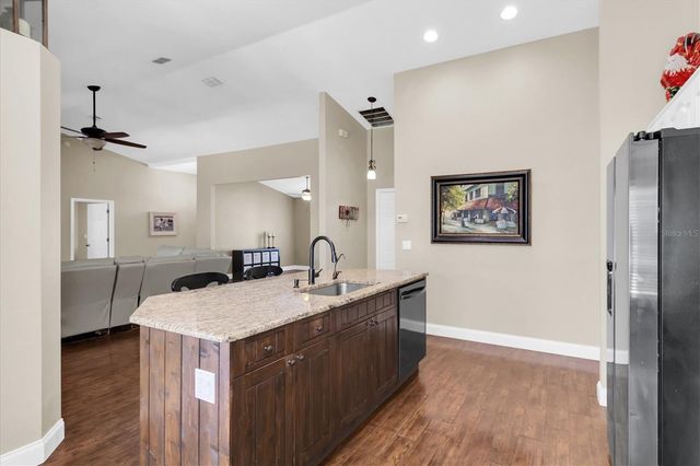 1806 KINSMERE DRIVE, Trinity, FL 34655