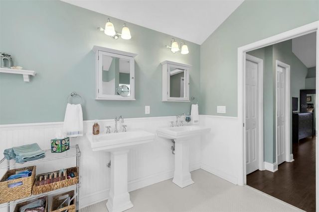 1806 KINSMERE DRIVE, Trinity, FL 34655