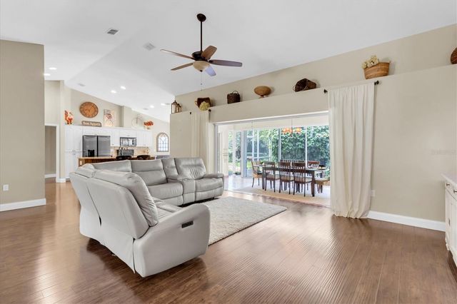 1806 KINSMERE DRIVE, Trinity, FL 34655