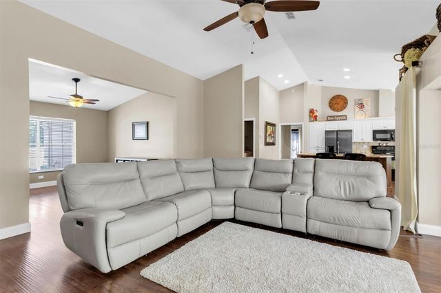 1806 KINSMERE DRIVE, Trinity, FL 34655