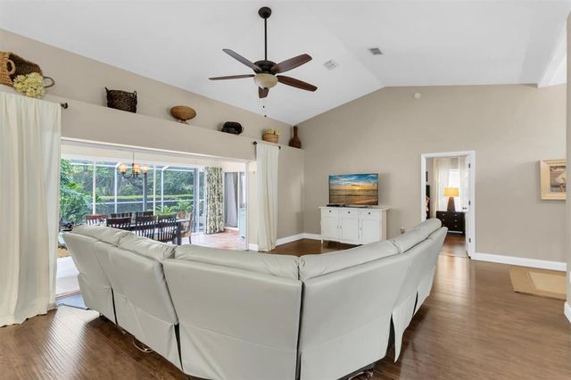 1806 KINSMERE DRIVE, Trinity, FL 34655