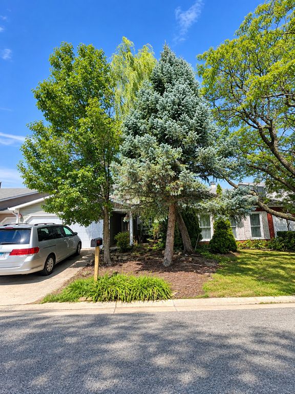 378 Thorncliffe Heights, Glendale Heights, IL 60139