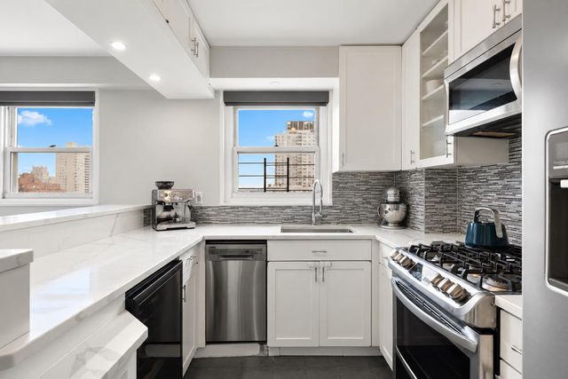 400 E 77th Street PH-A, New York City, NY 10075