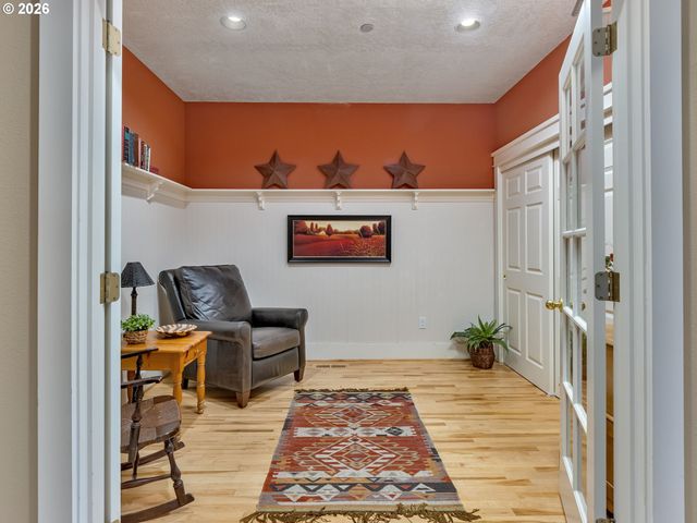 210 Ne 5TH St, Gresham, OR 97030