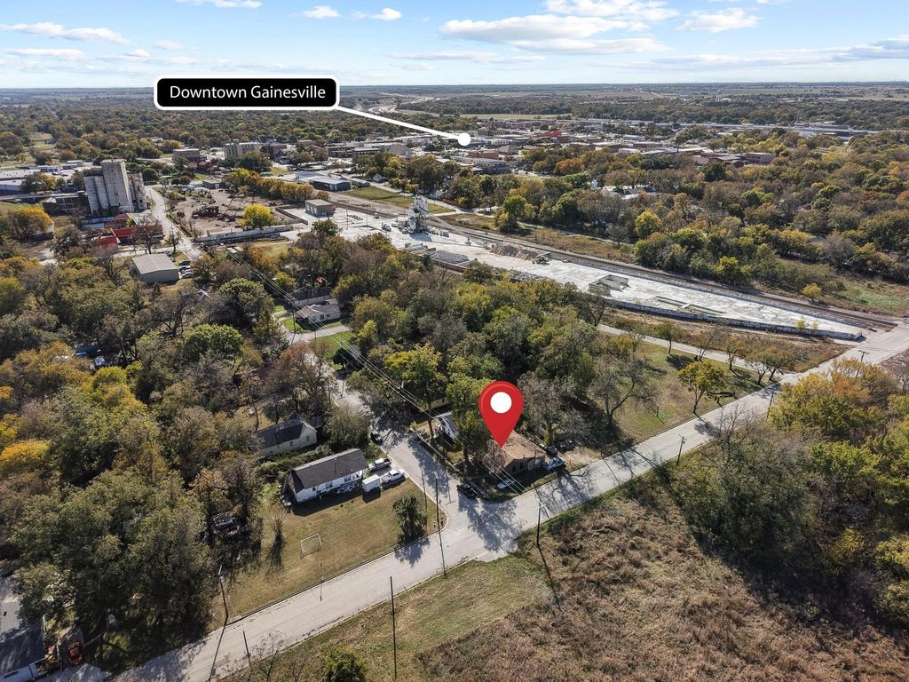 625 Denison Street, Gainesville, TX 76240