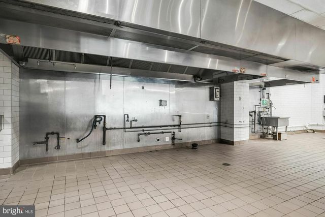 2001 S ST NW, Washington, DC 20009