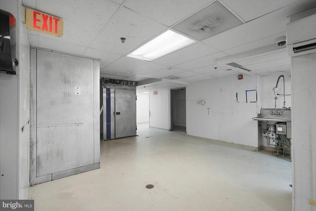 2001 S ST NW, Washington, DC 20009