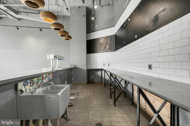 2001 S ST NW, Washington, DC 20009