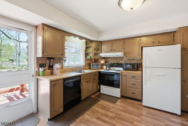 13 Firetower Rd, Mount Olive Twp., NJ 07828