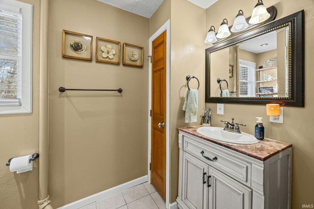 8631 Newcastle Road, Lafayette, IN 47905