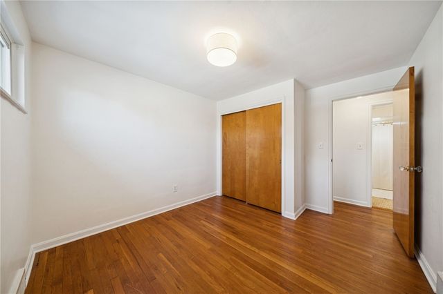 92 Claireview Dr, Scott Twp, PA 15106