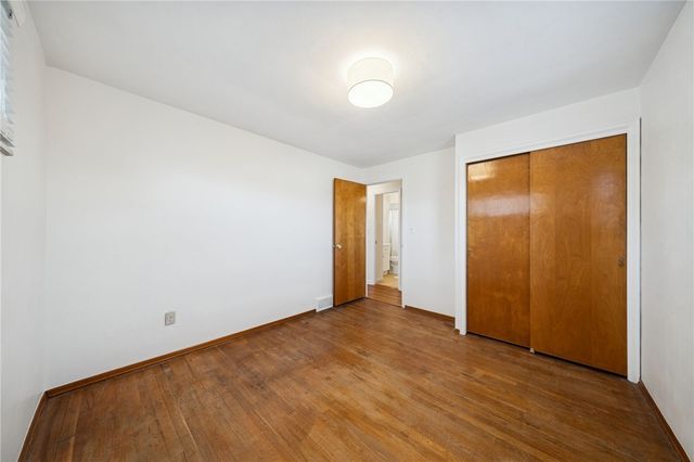 92 Claireview Dr, Scott Twp, PA 15106