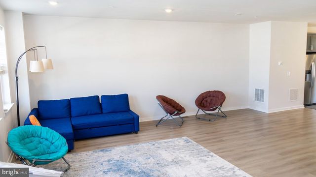 135 FOUR LEAF DR, Downingtown, PA 19335