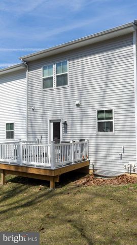 135 FOUR LEAF DR, Downingtown, PA 19335