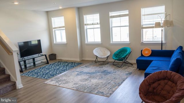 135 FOUR LEAF DR, Downingtown, PA 19335