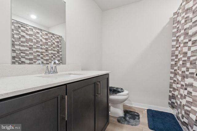 135 FOUR LEAF DR, Downingtown, PA 19335