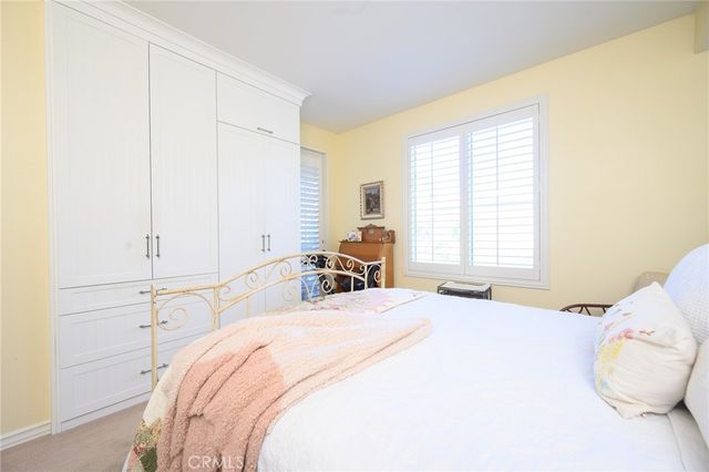 2243 Martin 211, Irvine, CA 92612